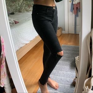 H&M BLACK RIPPED HIGH WAISTED JEANS